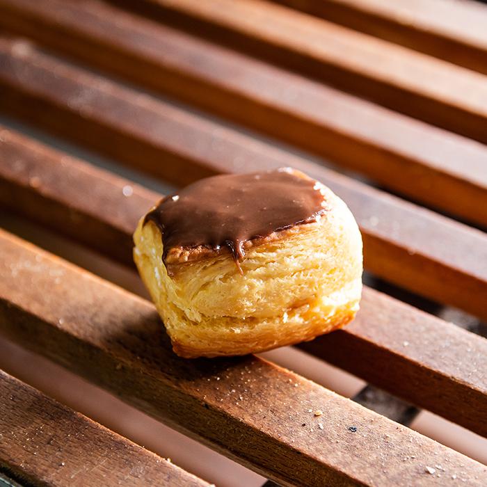 Mini-crèmekoek met chocolade